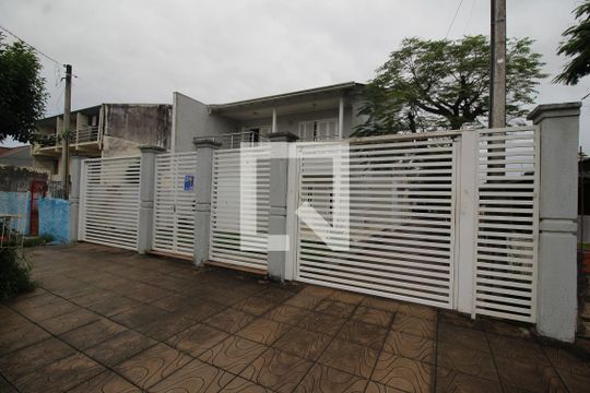 Fachada de casa para alugar com 4 quartos, 198m² em Niterói, Canoas
