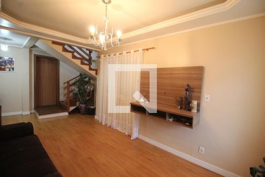 Sala de casa à venda com 4 quartos, 198m² em Niterói, Canoas