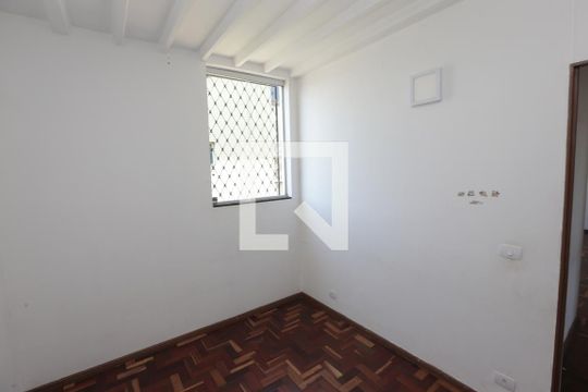 Quarto 1 de apartamento para alugar com 3 quartos, 78m² em Bairro da Glória, Contagem