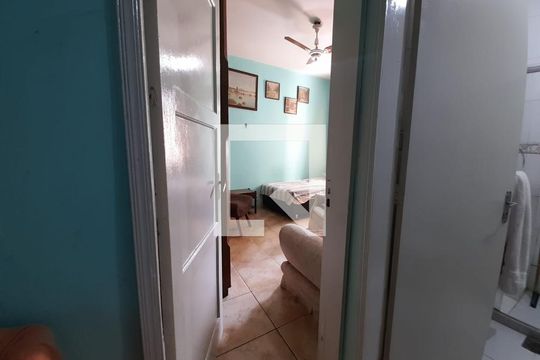 Corredor de apartamento à venda com 3 quartos, 70m² em Centro, Rio de Janeiro