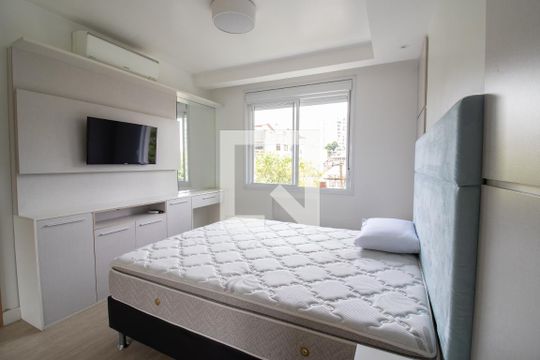 Quarto 1 de apartamento à venda com 2 quartos, 67m² em Passo da Areia, Porto Alegre