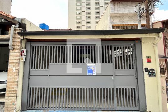 Fachada de casa à venda com 3 quartos, 270m² em Vila Clementino, São Paulo