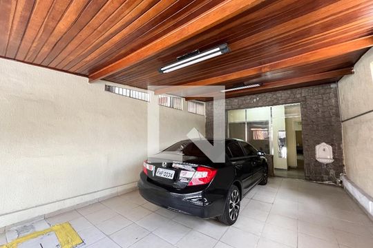 Garagem de casa à venda com 3 quartos, 270m² em Vila Clementino, São Paulo