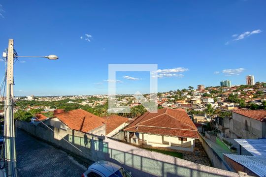 Vista de casa de condomínio à venda com 2 quartos, 200m² em Taguatinga Norte , Brasília