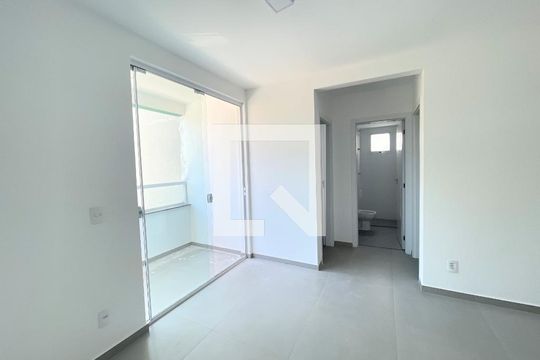 Sala de apartamento à venda com 2 quartos, 56m² em Castelo, Belo Horizonte