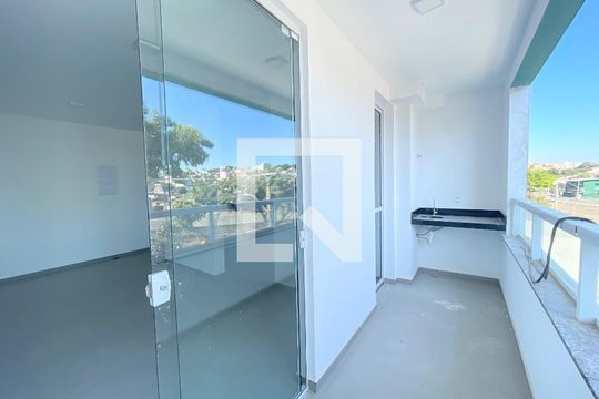Varanda / Sala de apartamento à venda com 2 quartos, 56m² em Castelo, Belo Horizonte