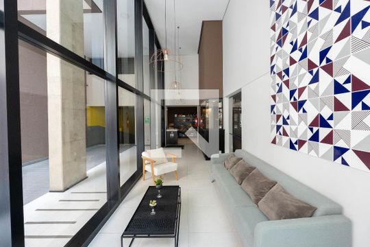 Hall de entrada de apartamento para alugar com 1 quarto, 30m² em Consolação, São Paulo