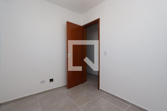 Quarto 2 de apartamento à venda com 2 quartos, 45m² em Vila Lucia, São Paulo