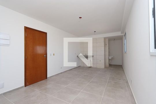 Apartamento à venda com 2 quartos, 45m² em Vila Lucia, São Paulo