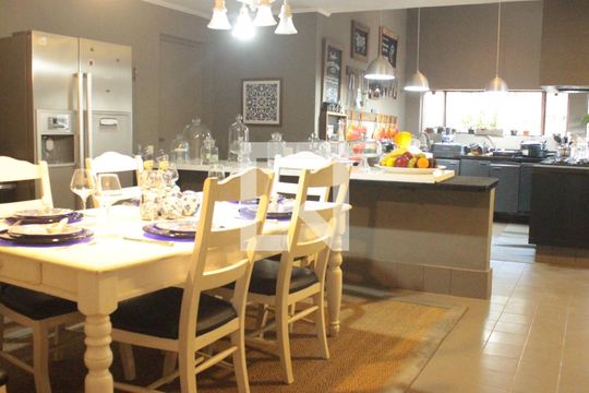 Cozinha de casa à venda com 3 quartos, 1054m² em Vila Progredior, São Paulo