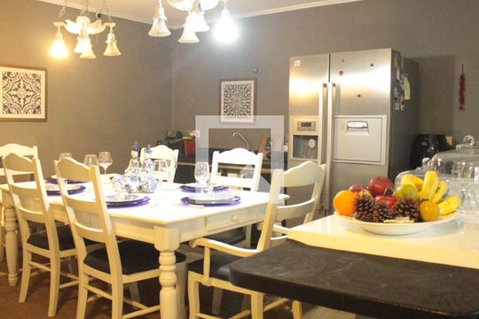 Cozinha de casa à venda com 3 quartos, 1054m² em Vila Progredior, São Paulo