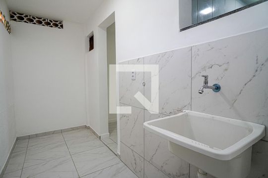 Área de Serviço de casa para alugar com 1 quarto, 45m² em Piratininga, Niterói
