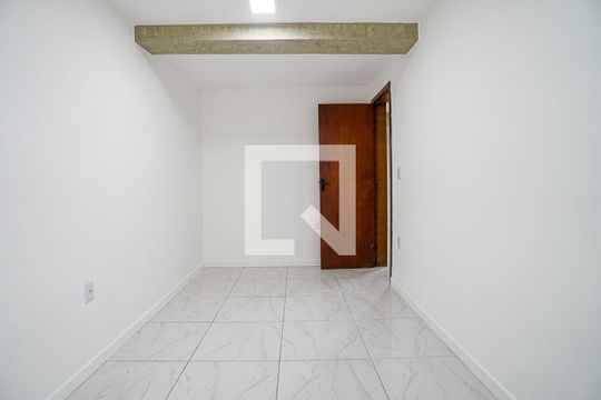Quarto de casa para alugar com 1 quarto, 45m² em Piratininga, Niterói