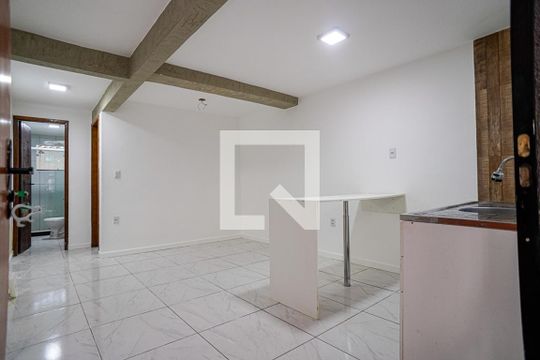 Casa para alugar com 1 quarto, 45m² em Piratininga, Niterói
