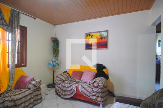 Sala de casa à venda com 3 quartos, 147m² em Feitoria, São Leopoldo