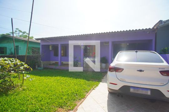 Fachada de casa à venda com 3 quartos, 147m² em Feitoria, São Leopoldo