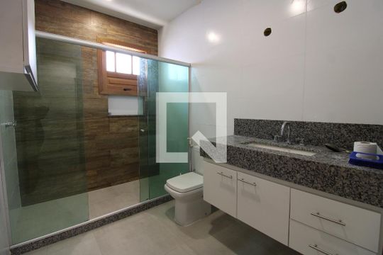 Banheiro Social de casa de condomínio à venda com 4 quartos, 189m² em Freguesia de Jacarepaguá, Rio de Janeiro