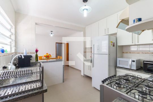 Cozinha  de casa à venda com 4 quartos, 193m² em Vila Dom Pedro I, São Paulo