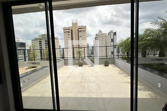 Área comum de kitnet/studio para alugar com 1 quarto, 41m² em Setor Bueno, Goiânia