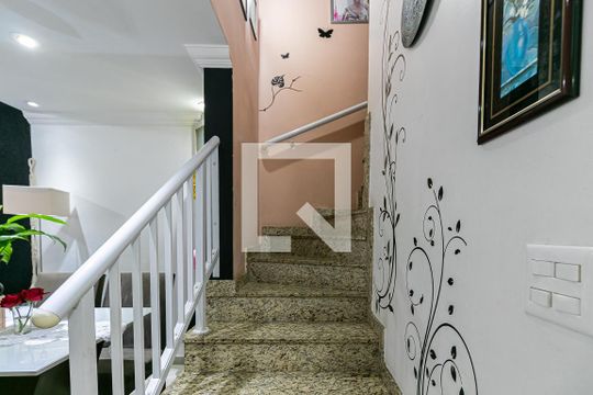 Corredor de apartamento à venda com 2 quartos, 80m² em Vila Carrão, São Paulo