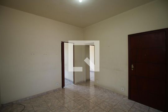 Sala de apartamento para alugar com 2 quartos, 40m² em Cordovil, Rio de Janeiro