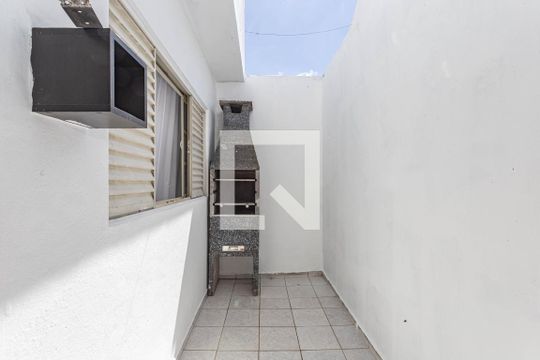 Churrasqueira de casa para alugar com 2 quartos, 60m² em Jardim Vergueiro, São Paulo