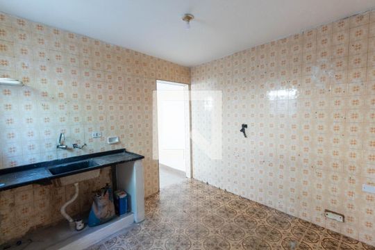 Cozinha de casa para alugar com 2 quartos, 80m² em Artur Alvim, São Paulo