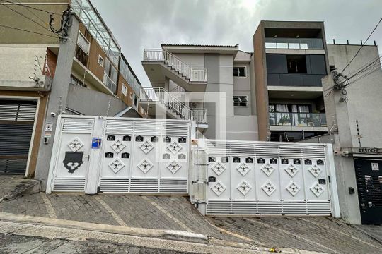 Fachada de casa de condomínio à venda com 2 quartos, 40m² em Parada Inglesa, São Paulo