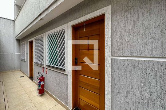 Quintal de casa de condomínio à venda com 2 quartos, 40m² em Parada Inglesa, São Paulo