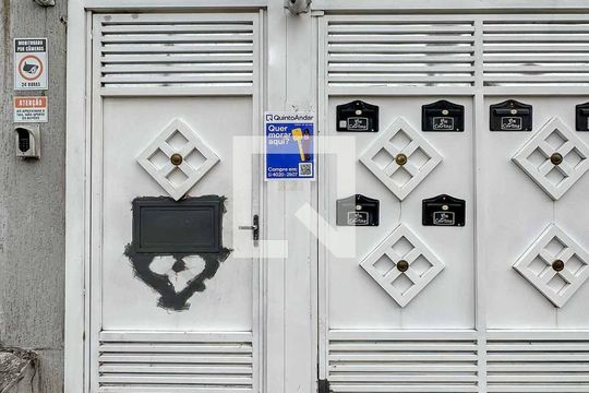 Fachada de casa de condomínio à venda com 2 quartos, 40m² em Parada Inglesa, São Paulo