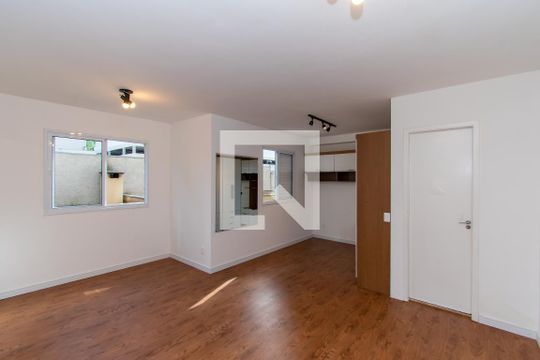 Kitnet/Studio para alugar com 1 quarto, 45m² em Quinta da Paineira, São Paulo