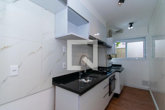 Cozinha de kitnet/studio para alugar com 1 quarto, 45m² em Quinta da Paineira, São Paulo