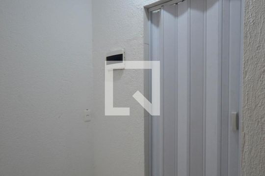 Cozinha de kitnet/studio para alugar com 1 quarto, 30m² em Centro, Nilópolis