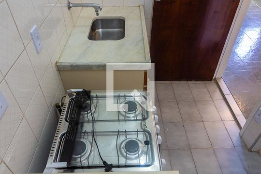 COZINHA de apartamento para alugar com 1 quarto, 40m² em Botafogo, Campinas