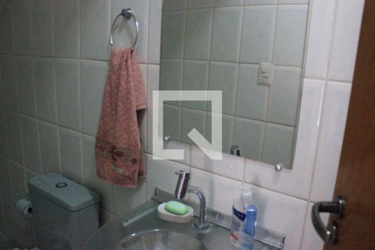 Lavabo na sala de casa à venda com 4 quartos, 150m² em Parque Continental, Guarulhos