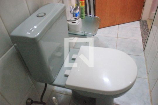 Lavabo na sala de casa à venda com 4 quartos, 150m² em Parque Continental, Guarulhos