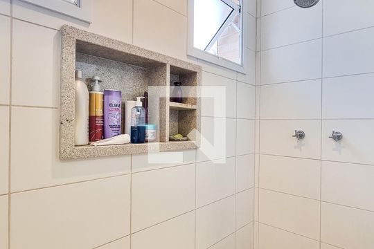 Banheiro da Suíte de apartamento para alugar com 3 quartos, 125m² em Royal Park, São José dos Campos