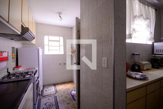 Cozinha de casa à venda com 3 quartos, 140m² em Vila Moinho Velho, São Paulo