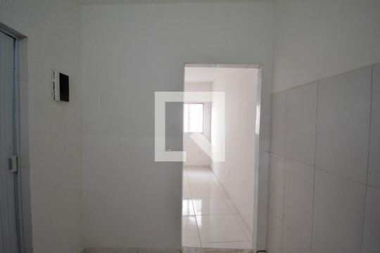 Cozinha de kitnet/studio para alugar com 1 quarto, 30m² em Cabral, Nilópolis