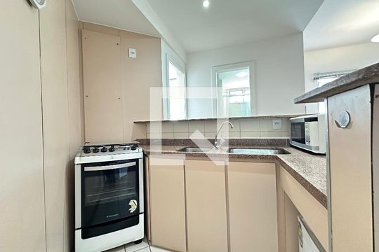 Cozinha  de apartamento para alugar com 1 quarto, 50m² em Savassi, Belo Horizonte