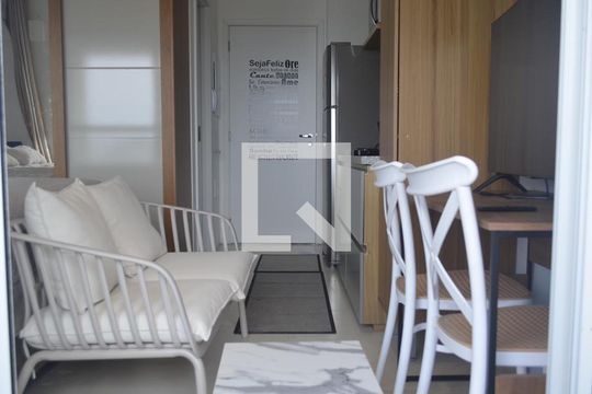 Quarto de kitnet/studio para alugar com 1 quarto, 25m² em Butantã, São Paulo
