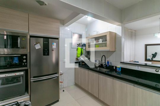 Cozinha de casa de condomínio à venda com 3 quartos, 126m² em Cabeceira, Nova Lima
