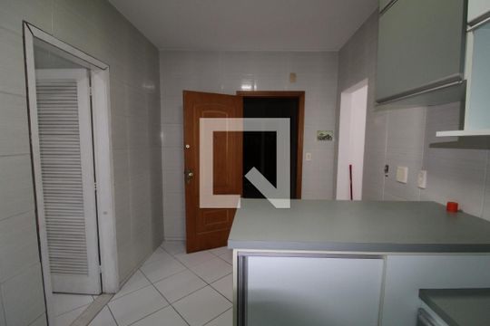 Cozinha de apartamento à venda com 2 quartos, 87m² em Anil, Rio de Janeiro