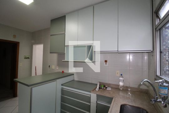 Cozinha de apartamento à venda com 2 quartos, 87m² em Anil, Rio de Janeiro