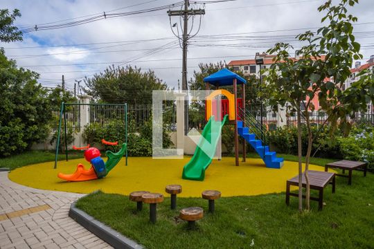 Área comum - Playground de apartamento para alugar com 2 quartos, 40m² em Sarandi, Porto Alegre