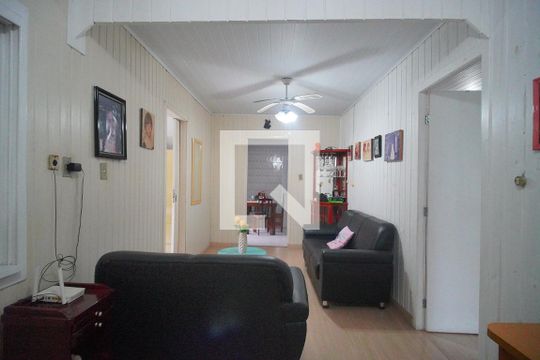 Sala de casa à venda com 2 quartos, 140m² em Santos Dumont, São Leopoldo