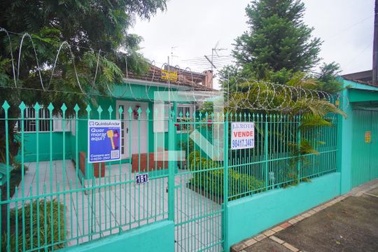 Fachada de casa à venda com 2 quartos, 140m² em Santos Dumont, São Leopoldo