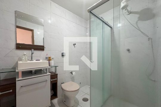 Banheiro de apartamento à venda com 3 quartos, 85m² em Itaim Bibi, São Paulo