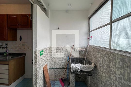 Área de Serviço de apartamento à venda com 3 quartos, 85m² em Itaim Bibi, São Paulo