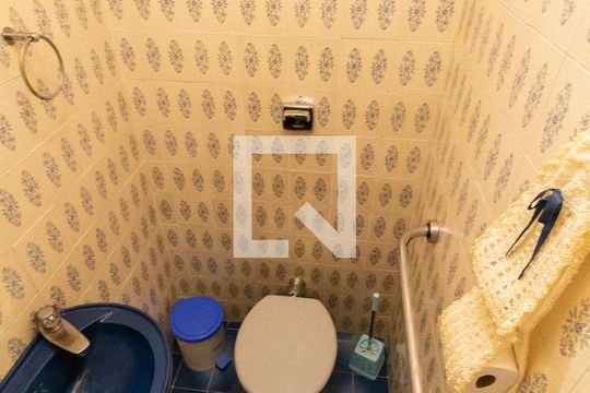 Lavabo de casa à venda com 2 quartos, 132m² em Vila Santana, São Paulo
